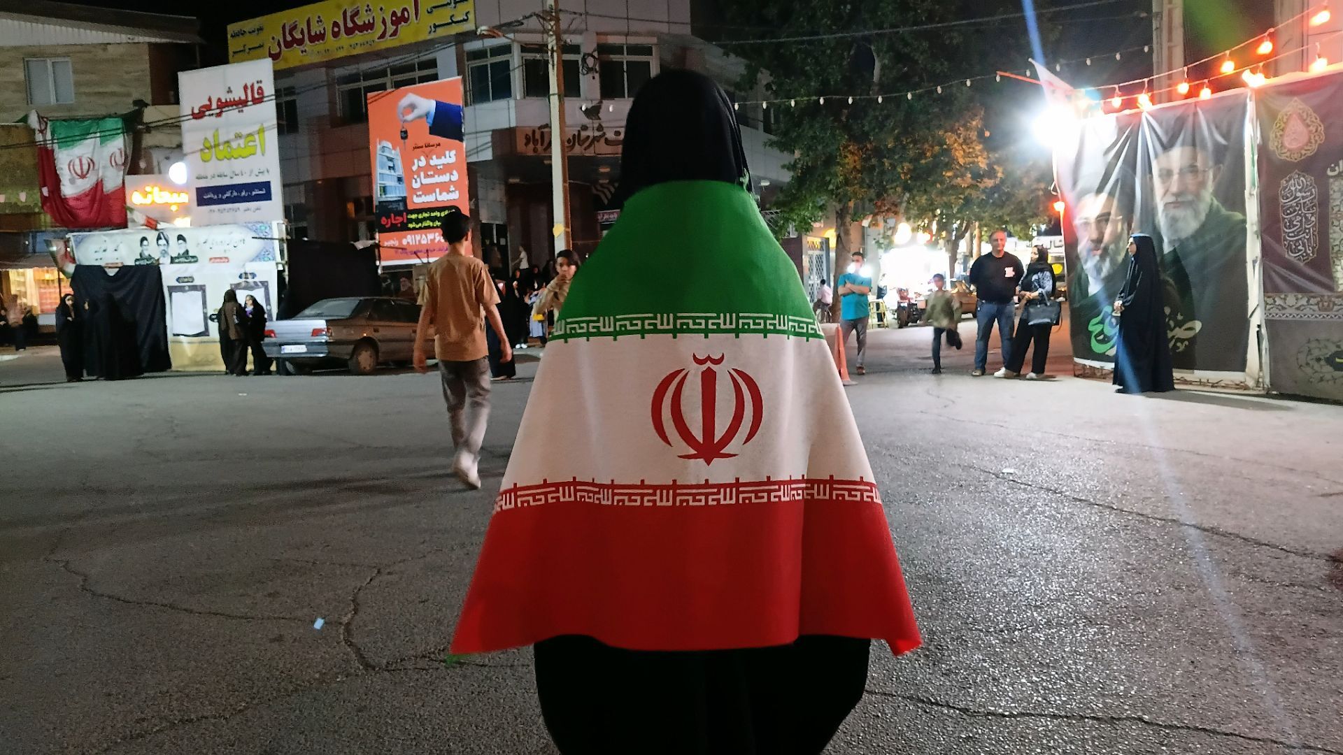 خیابان‌های نظرآباد زیر پرچم همبستگی مردم 