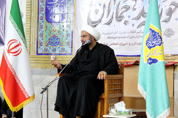 برگزاری مراسم گرامیداشت سالگرد ارتحال امام خمینی (ره) در شهر درق