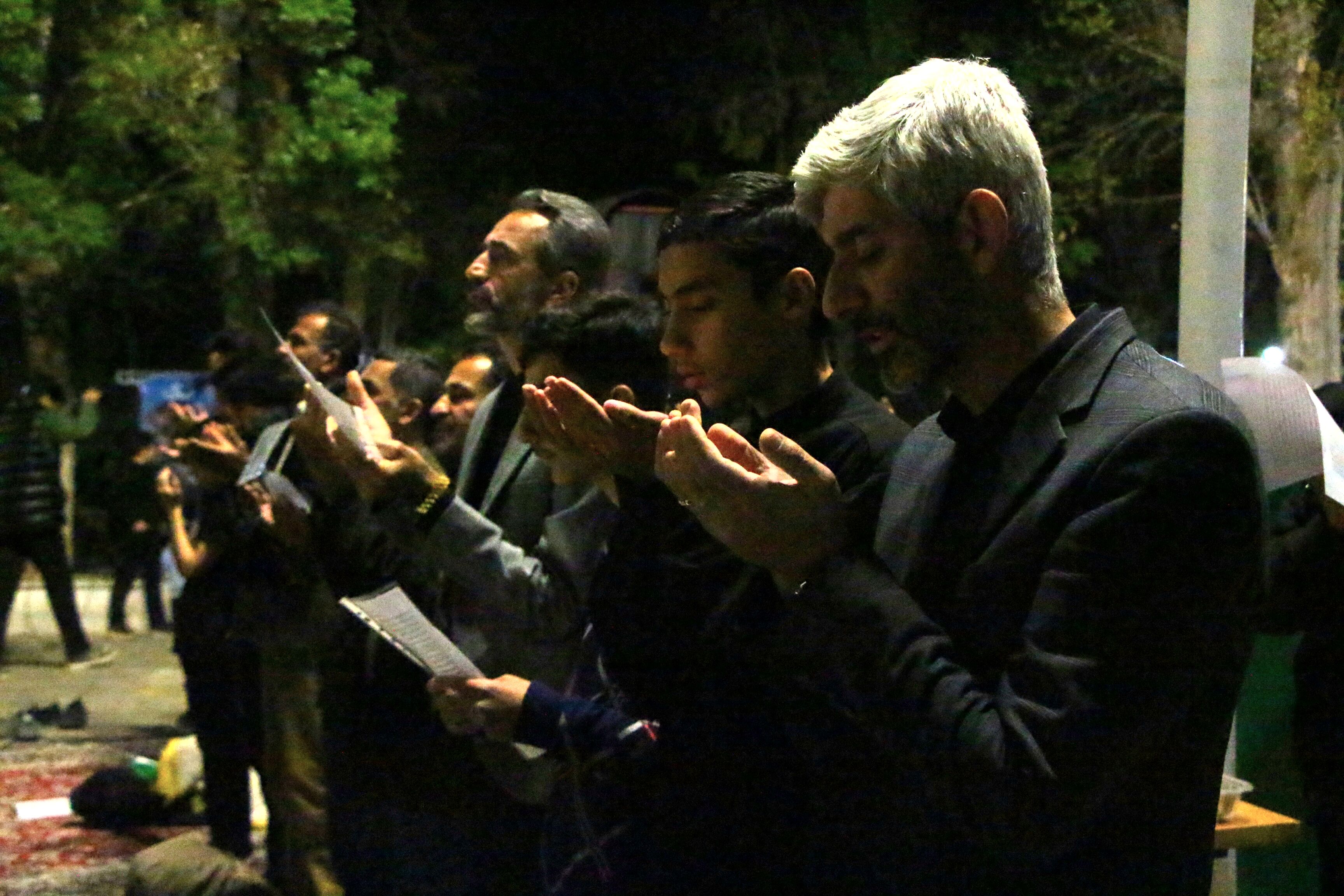 نماز استغاثه امام زمان(عج) برای پیروزی جنگ حق علیه باطل