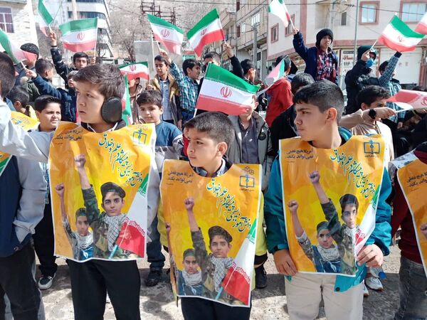 راهپیمایی 22 بهمن در قالب دوربین پانا سپیدان