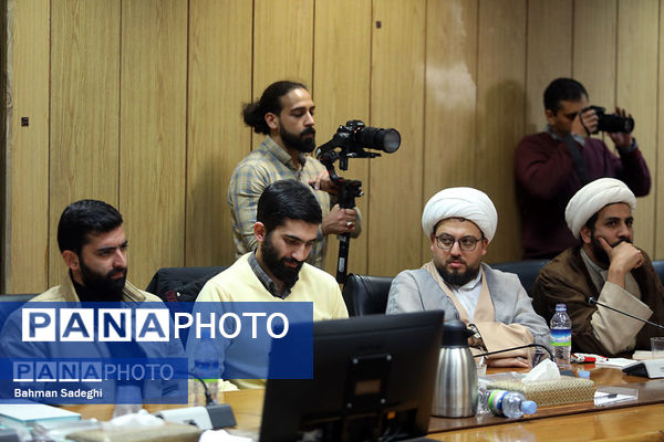 دیدار وزیر آموزش و پرورش با مسئولان اتحادیه انجمن‌های اسلامی دانش‌آموزی سراسر کشور