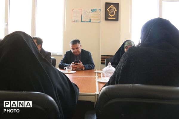 همکاری سازمان دانش‌آموزی و شرکت توزیع برق یزد برای ارتقای فرهنگ مصرف انرژی