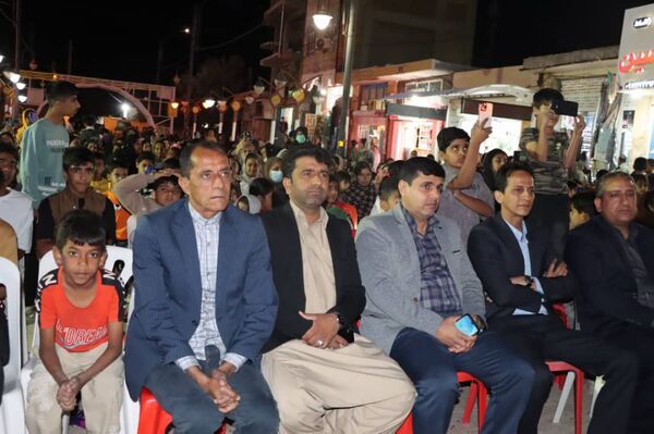جنگ شادی در شهرستان قلعه گنج