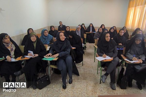 دوره تکمیلی دوازدهمین جشنواره الگوهای تدریسی برتر درس تفکر و سبک زندگی