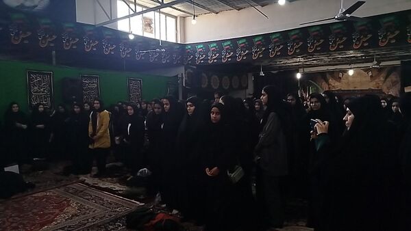 اعزام دانش‌آموزان دختر آشخانه به اردوی راهیان نور
