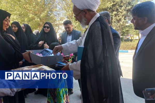 برگزاری جلسه ی پیوند انجمن اولیا ومربیان در اسلامشهر