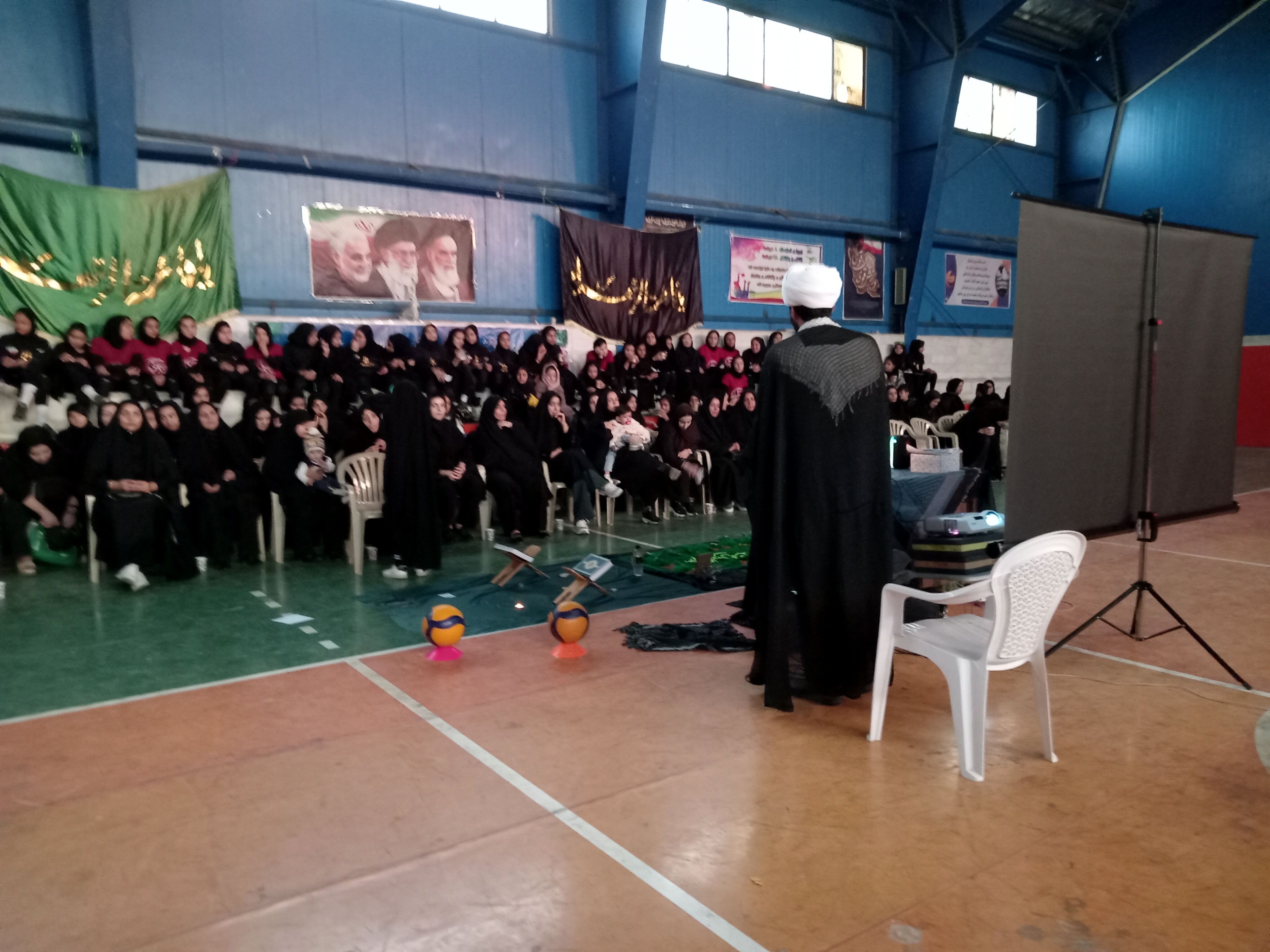 عزاداری دختران ورزشکاران شهر جعفریه به‌مناسبت شهادت حضرت فاطمه زهرا(س) 