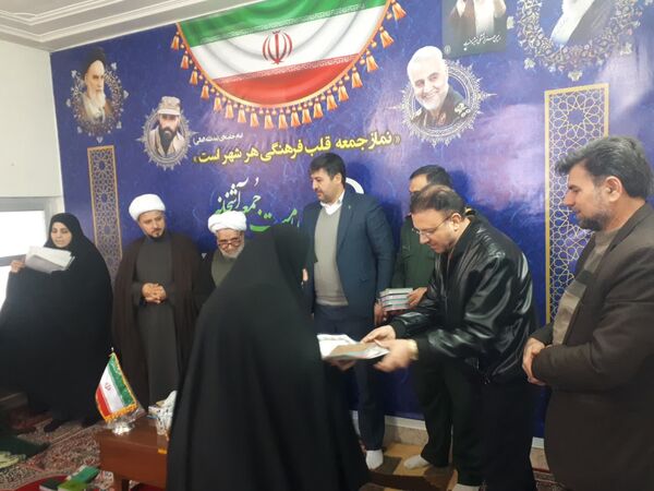 دیدار فرماندار سملقان با بانوان شاغل شهرستان 