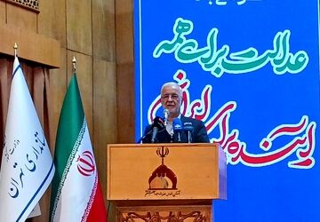 وزیر کشور: مدرسه‌سازی و ارتقای کیفیت آموزش‌ می‌تواند فاصله‌های اجتماعی و نسلی را کاهش دهد 