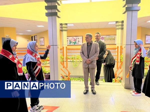 مراسم تحلیف پیشتازان دبستان آرمینه مصلی نژاد ناحیه۶ مشهد