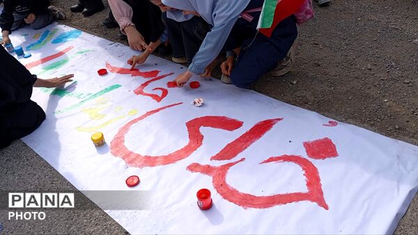 گرامیداشت شهدای مدرسه میناب در گرگان