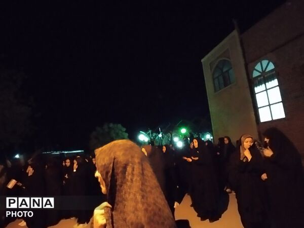 مراسم اربعین امام شهید آیت الله خامنه ای و دانش آموزان میناب در روستای مهدی آباد خلیل آباد 