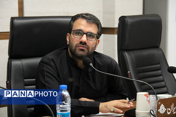گفت‌وگوی صمیمی مدیرعامل خبرگزاری پانا با دانش‌آموزخبرنگاران استان‌ها