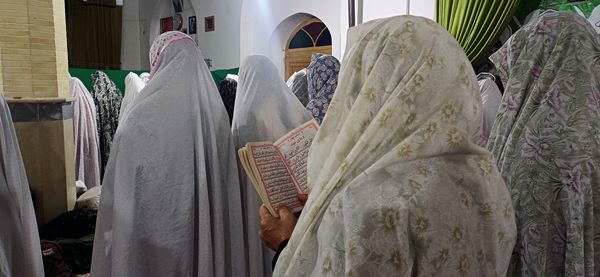 شور و حضور بانوان در مراسم معنوی اعتکاف در شوراب صغیر 