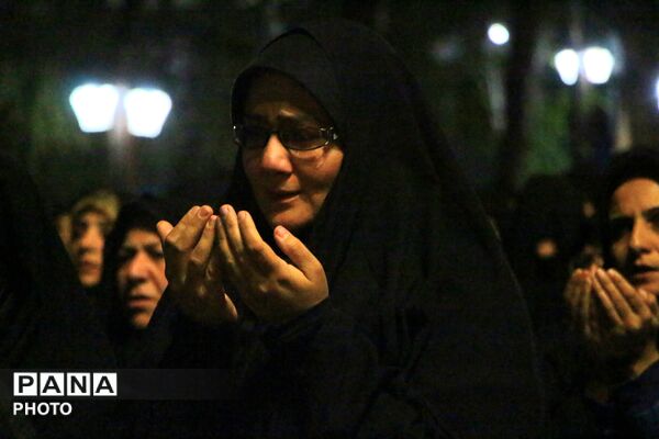 نماز استغاثه امام زمان(عج) برای پیروزی جنگ حق علیه باطل