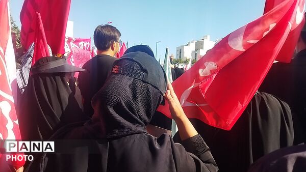 مشهد میزبان آقای شهید شد-۱