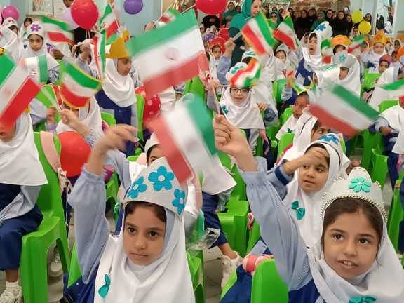 آغاز فصل شکوفه ها در بندرعباس 