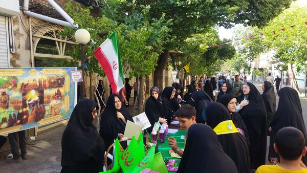 جشن وحدت و ولایت با حضور پرشور دانش‌آموزان اسکو