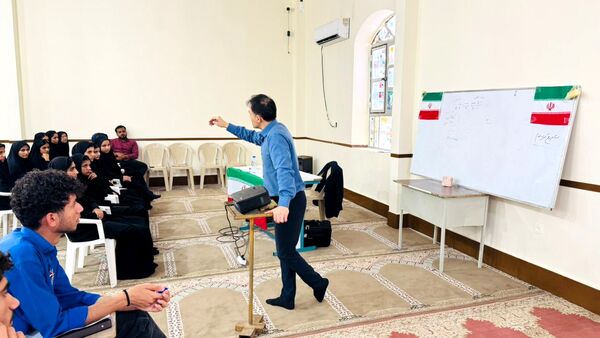کارگاه تخصصی مشاوره تحصیلی برای دانش‌آموزان پایه دوازدهم در سندرک