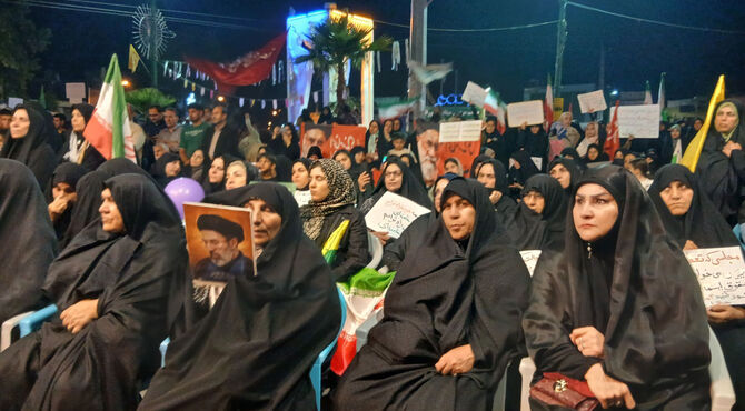 شکوه ایستادگی مردم کوهدشت در برابر توطئه های دشمنان 