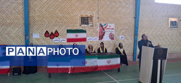 برگزاری انتخابات شورای دانش‌آموزی در مدارس سندرک