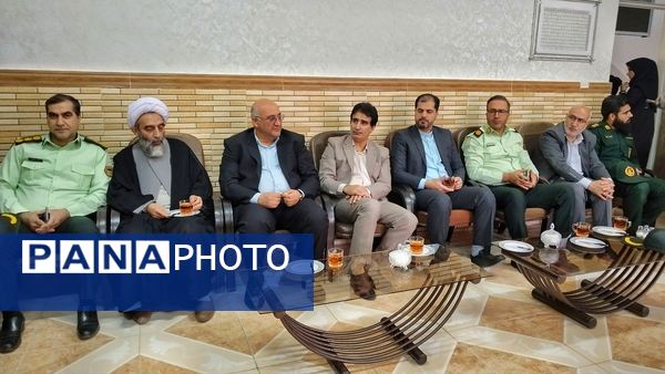 نوای زنگی به رنگ مهر و مقاومت در دبیرستان متوسطه دوم الزهرا (س) پیچید