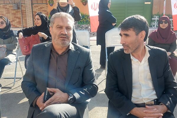 افتتاحیه پویش سلامت دهان و دندان و اجرای طرح وارنیش فلوراید در منطقه کهریزک 