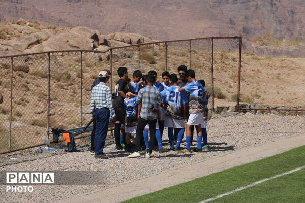جام شیرکوه؛ میدان رقابت نونهالان و نوجوانان فوتبال یزد
