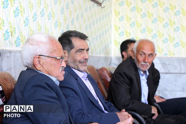 آیین بزرگداشت «خاطره‌سازان» در آموزشگاه شهید جوادی