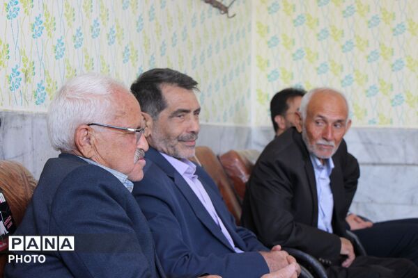 آیین بزرگداشت «خاطره‌سازان» در آموزشگاه شهید جوادی