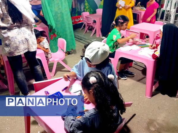 برپایی نمایشگاه دستاوردهای دفاع مقدس در بندرعباس 