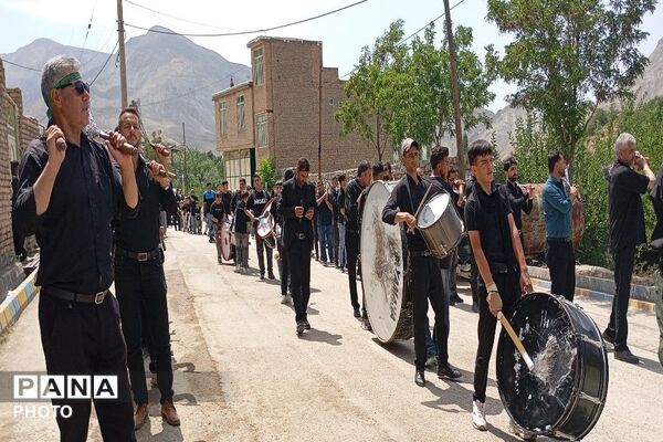 آیین باشکوه عزاداری امام حسین علیه السلام در روز عاشورای حسینی-۲