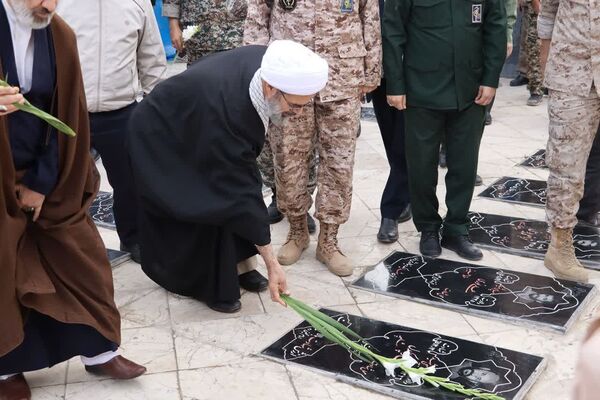برگزاری آیین غبارروبی مزار شهدا در بجنورد 