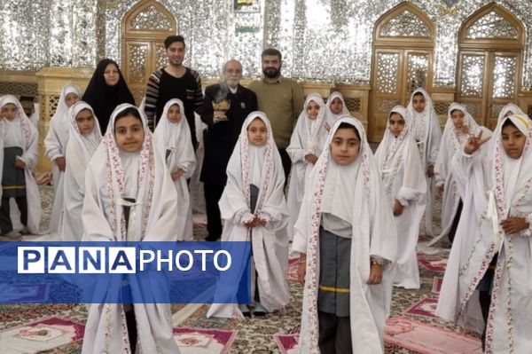 جشن تکلیف  دانش‌آموزان دبستان شهدای همت‌آباد در مشهد