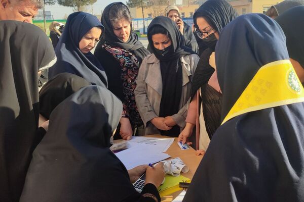 طرح دیدار و ارائه کارنامه هشدار در دبیرستان مهر نیشابور