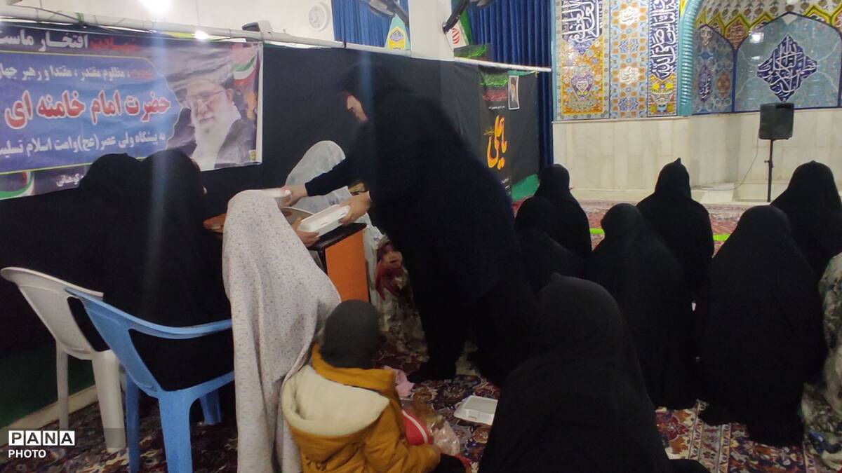 محفل انس با قرآن و افطار مؤمنان در مسجدالنبی (ص) کوهنانی