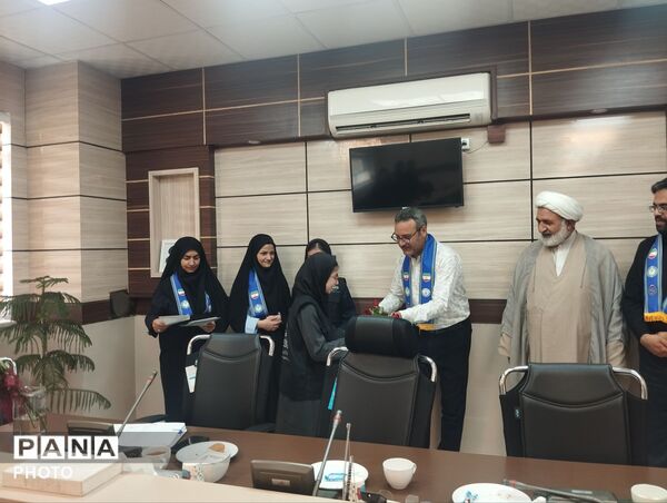 مراسم تجلیل از دانش آموزان فعال پانا ناحیه دو مشهد
