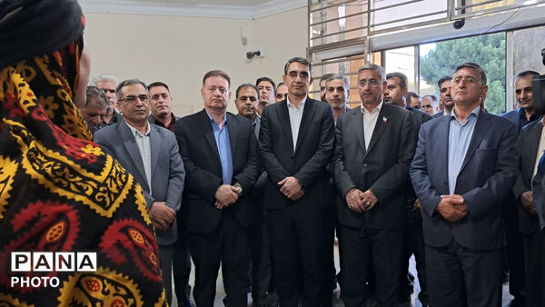 تجلیل از معلمان نمونه و آیین تکریم بازنشستگان فرهنگی در پلدختر