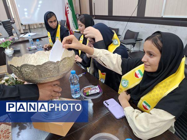 برگزاری انتخابات  مجلس شورای دانش‌آموزی ناحیه ۳شیراز 