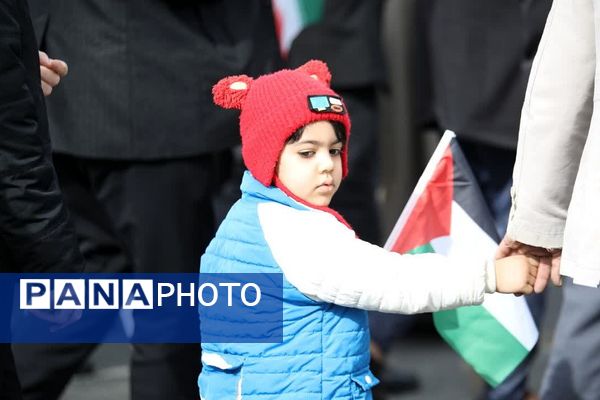 حماسه حضور مردم غیور باقرشهر و کهریزک در راهپیمایی ۲۲بهمن