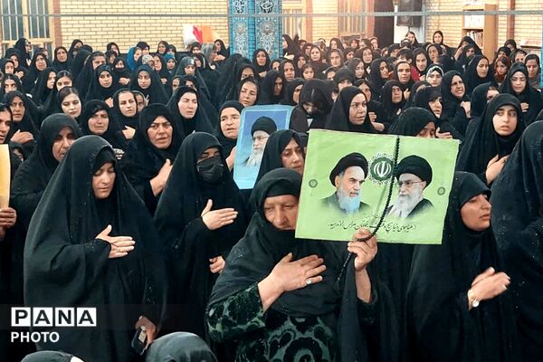 شور تماشایی قلعه رئیسی‌ها در عزای رهبر انقلاب(ره)
