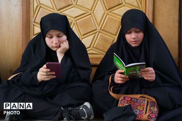 آیین قرائت دعای عرفه در حرم حضرت معصومه(س)
