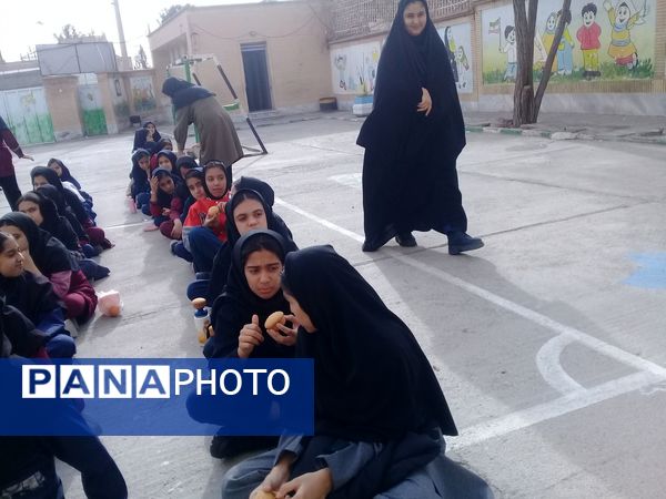 جشن میلاد امام زمان(عج)در دبستان توحید 