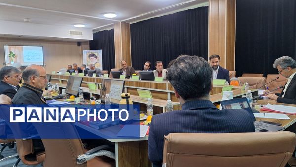 دویست‌ و چهاردهمین جلسه شورای آموزش‌ و پرورش شهرستان کرج