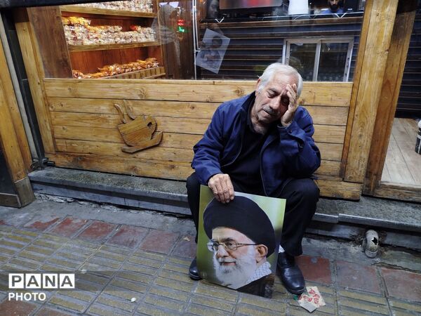 راهپیمایی بزرگ مردم ولایتمدار ورامین بر علیه آمریکا و اسرائیل جنایتکار برای خون خواهی رهبر معظم انقلاب اسلامی