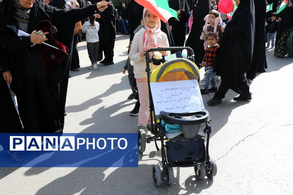 حضور آگاهانه مردم شهرستان کوار در راهپیمایی ۲۲ بهمن