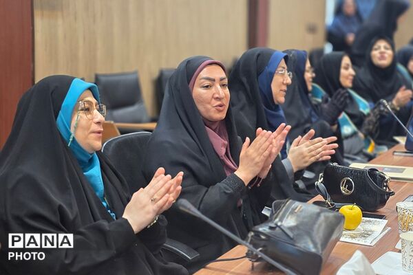 گرامیداشت سالروز تاسیس سازمان دانش‌آموزی در بهارستان دو