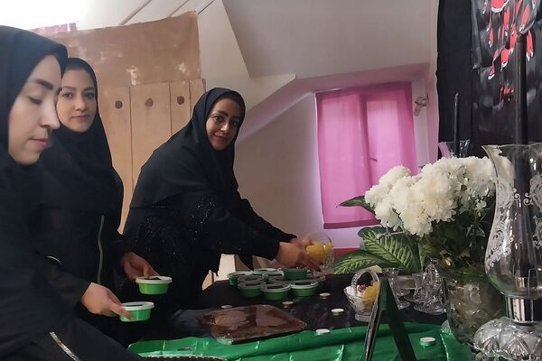 گرامیداشت شهادت حضرت فاطمه (س) در دبستان شهید مجید مجیدی ناحیه دو شهرری 