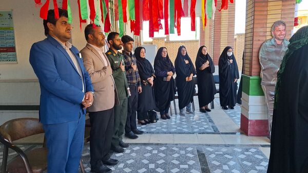 نواخته شدن زنگ مهر در  مدارس شهرستان لنده