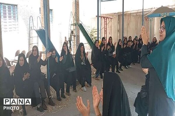 آموزش صف جمع وگارد پرچم در کرمان